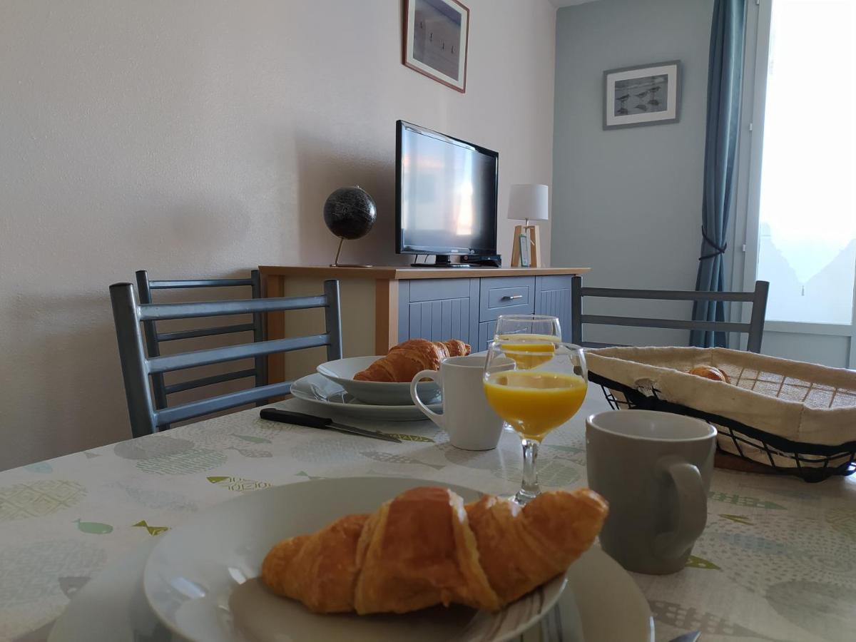 Apartment Restaure A 50 M De La