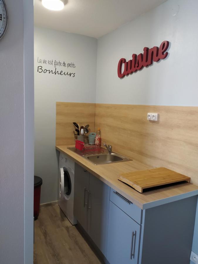 Restaure A 50 M De La Apartment
