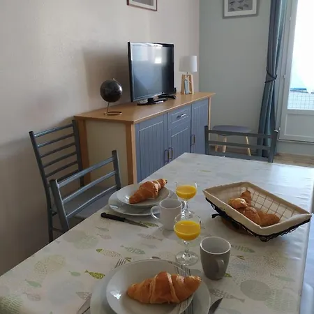 Appartement Restaure A 50 M De La Plage Saint-Hilaire-de-Riez Exterior photo